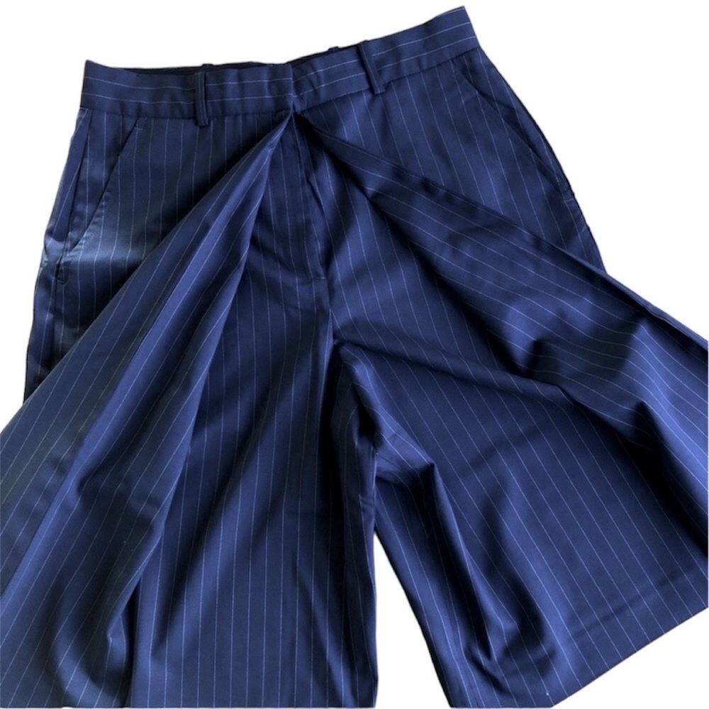 Jean Paul Gaultier dark navy pinstriped knee length pants - Picture 6 of 10